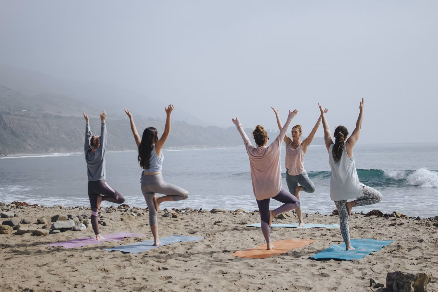 Yoga: Con Đường Hướng Đến Cân Bằng Thể Chất Và Tinh Thần
